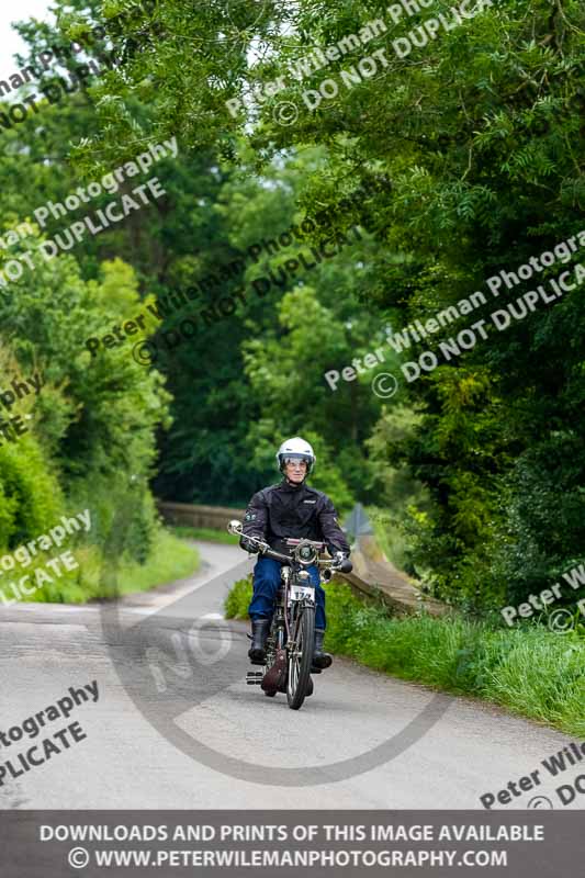 Vintage motorcycle club;eventdigitalimages;no limits trackdays;peter wileman photography;vintage motocycles;vmcc banbury run photographs